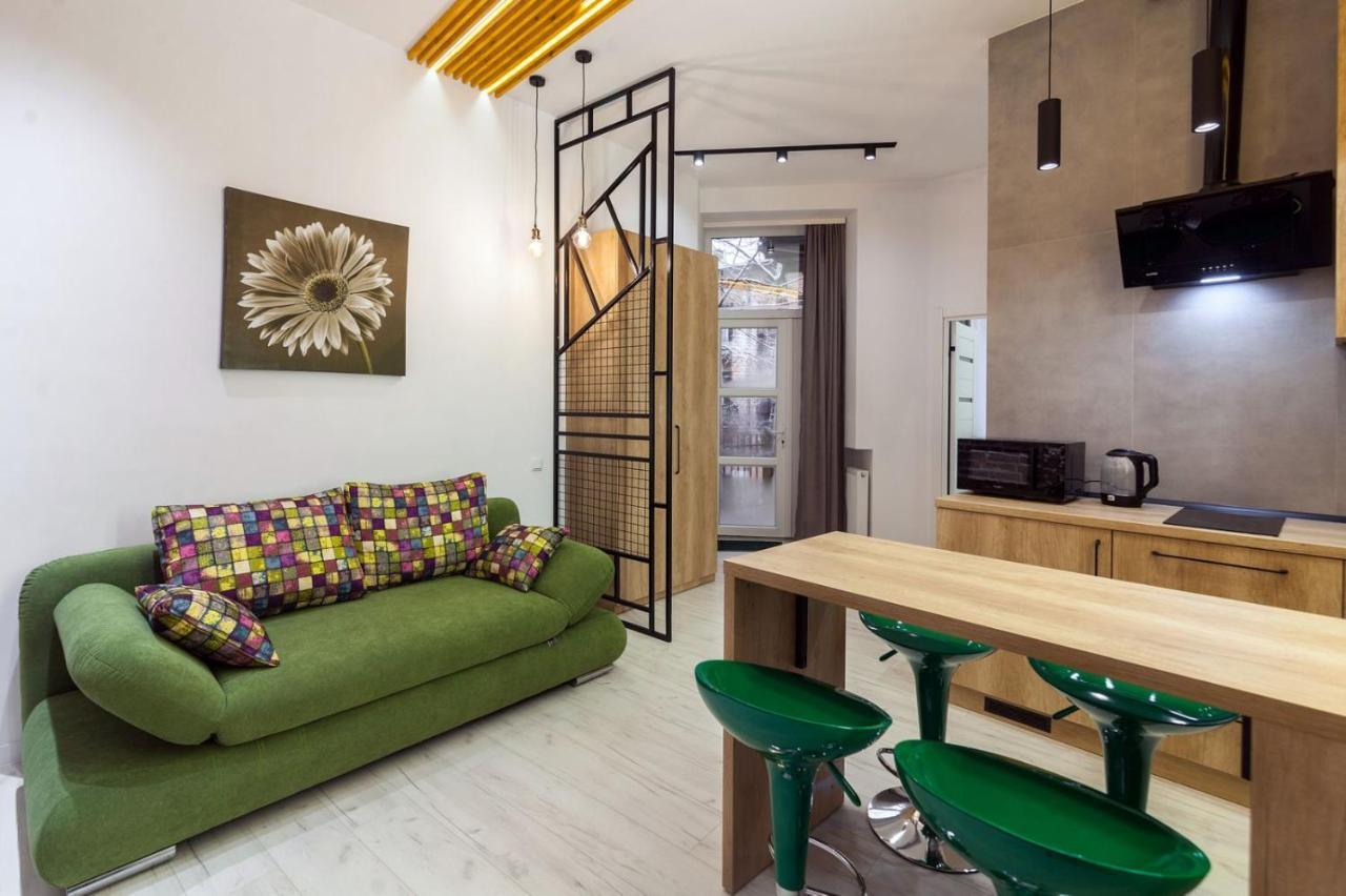 Apartments On Kulisha Str Lviv Exterior photo