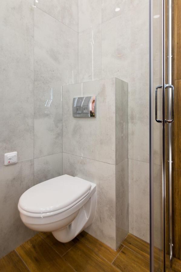 Apartments On Kulisha Str Lviv Exterior photo